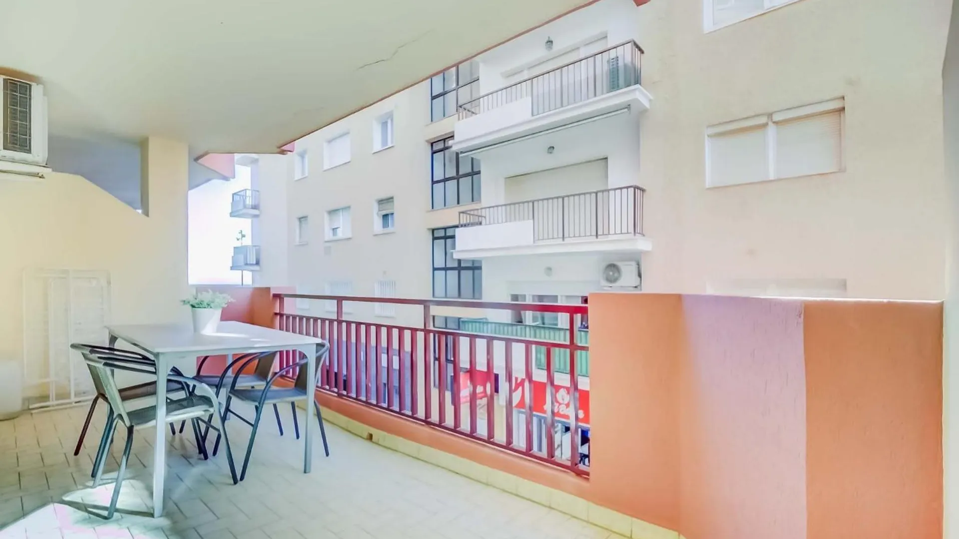Yate IV Fuengirola Apartment