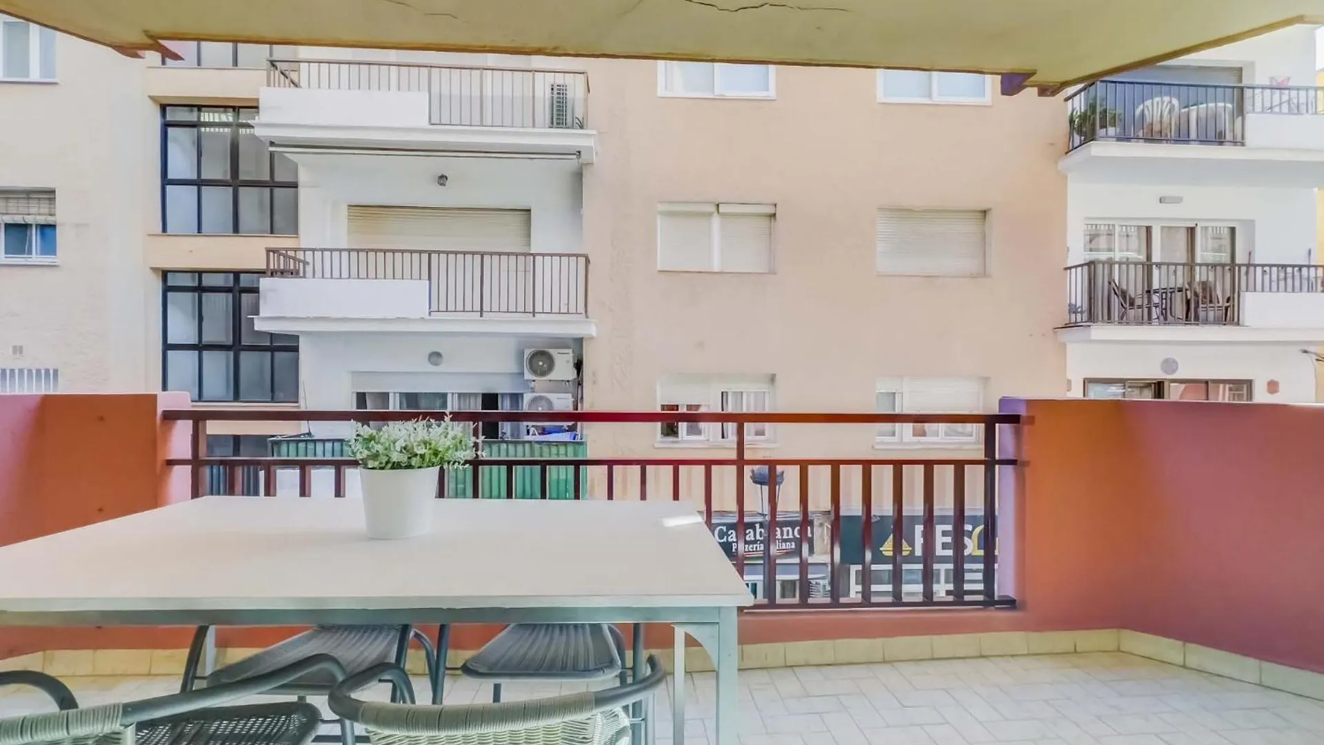 Yate IV Fuengirola Apartment